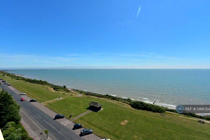 3 Bedroom Penthouse To Rent In Kings House, Frinton-On-Sea, CO13