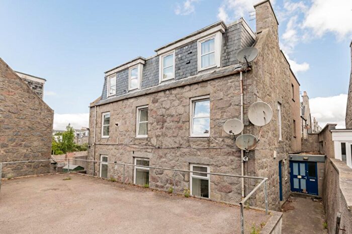 4 Bedroom Flat To Rent In Stafford Street, Aberdeen, AB25
