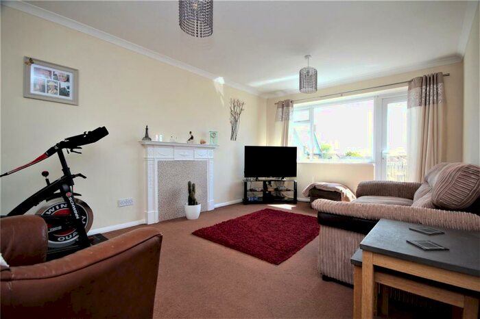 2 Bedroom Apartment To Rent In Farmers Parade, South Street, Lancing, BN15