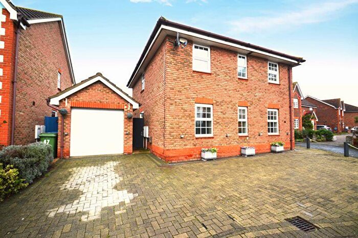 4 Bedroom Detached House For Sale In Penny Cress Road, Minster, ME12