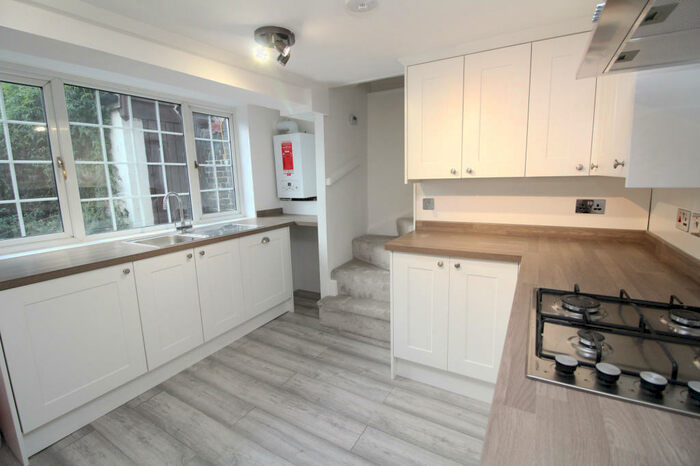 2 Bedroom Semi-Detached House To Rent In Hythe Street, Dartford, DA1