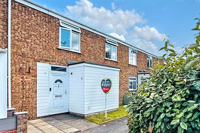 3 Bedroom Terraced House For Sale In Halewood, Bracknell, Bracknell Forest, RG12