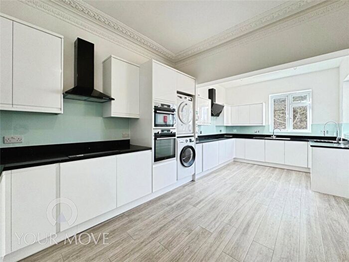 1 Bedroom Detached House To Rent In Warren Road, Bexleyheath, DA6