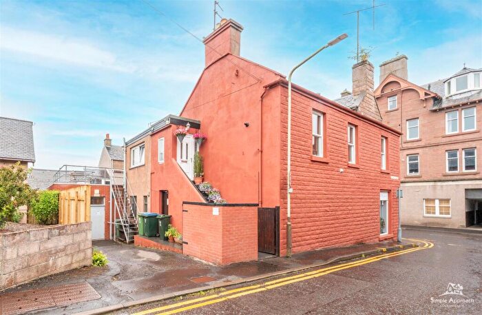 3 Bedroom Flat For Sale In Perth Street, Blairgowrie, PH10