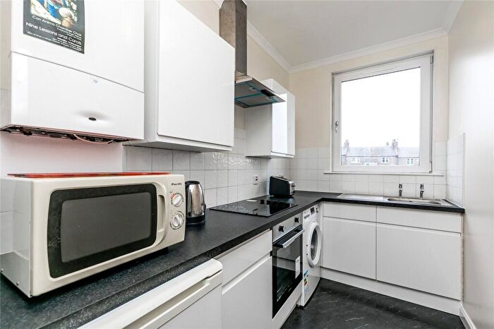 1 Bedroom Flat To Rent In Lamond Place, Aberdeen, AB25
