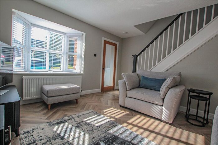 2 Bedroom Detached House To Rent In Sutton Way, Hadfield, Glossop, Derbyshire, SK13