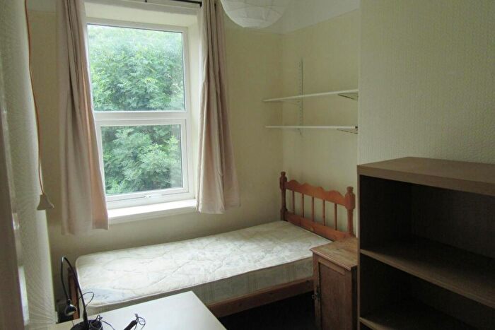 2 Bedroom House To Rent In Chandos Street Broomhill, S10