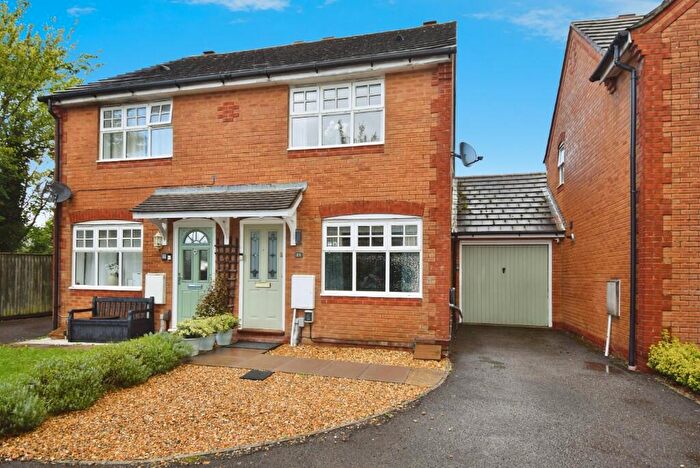 2 Bedroom Semi-Detached House For Sale In Kickdom Close, Amesbury, SP4