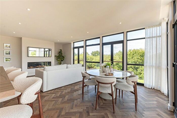 3 Bedroom Apartment For Sale In Moyana, Maritime Park, Newtown Road, Warsash, SO31
