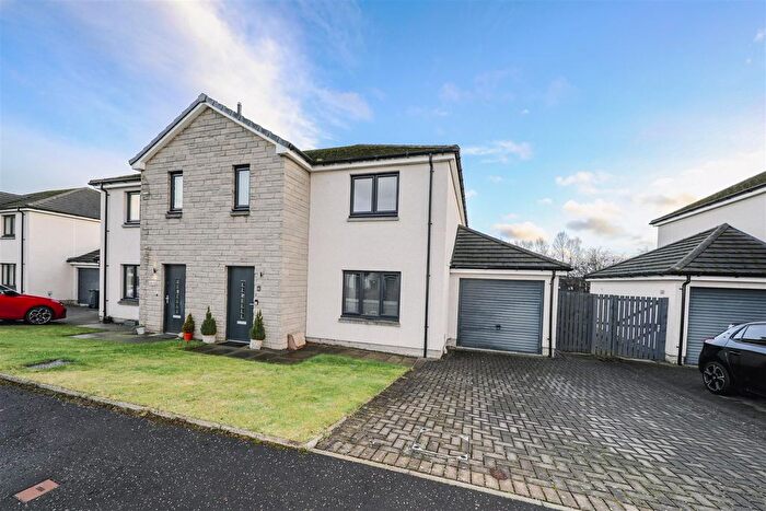 3 Bedroom Semi Detached House For Sale In Middlefield Row, Thornton, Kirkcaldy, KY1