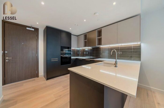 1 Bedroom Flat To Rent In Azure Mansions, Clarendon, London, N8