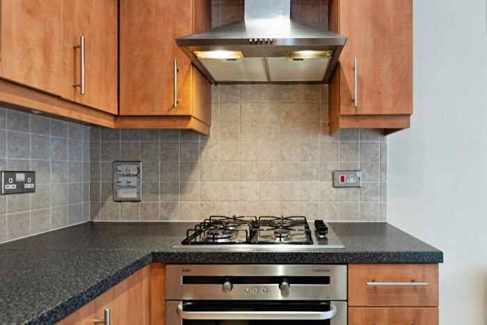 1 Bedroom Flat To Rent In New Street, Cheltenham, GL50