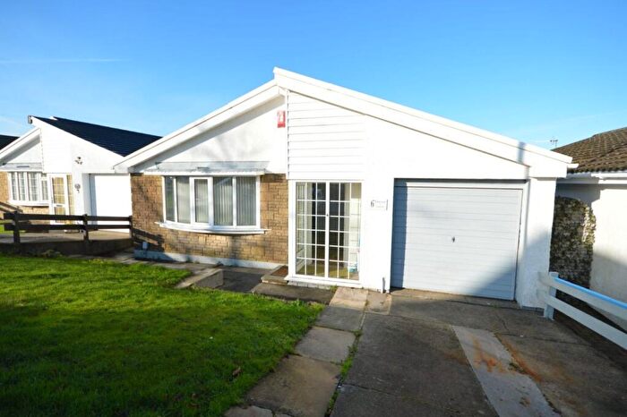 3 Bedroom Detached Bungalow For Sale In Ridgewood Gardens, Cimla, Neath, SA11