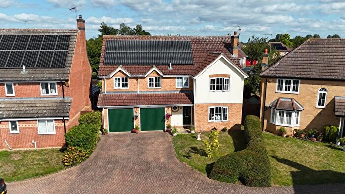 5 Bedroom Detached House For Sale In Chariots Way, Baston, Peterborough, PE6