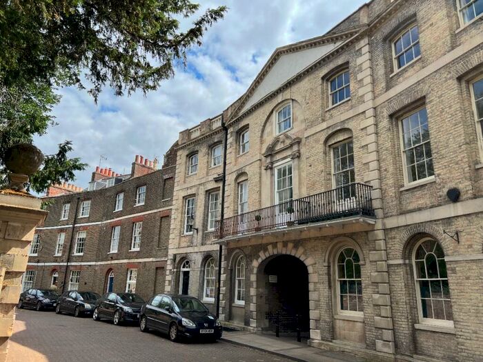 1 Bedroom Flat To Rent In The Crescent, Wisbech, PE13