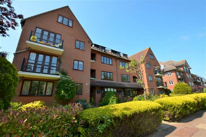 2 Bedroom Apartment To Rent In St Josephs Court, Forest View, North Chingford, E4