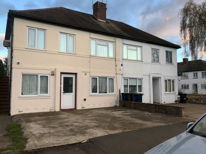 2 Bedroom Maisonette To Rent In Greenway Gardens, Greenford, UB6