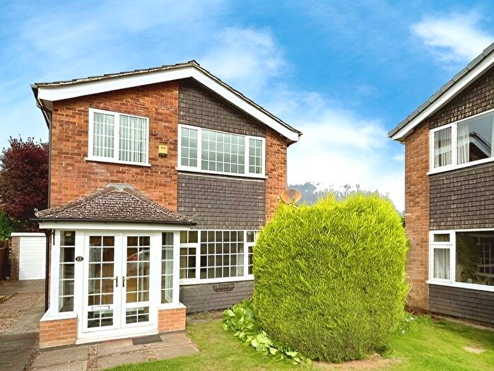 3 Bedroom Detached House To Rent In Dulverton Close, Loughborough, Leicestershire, LE11