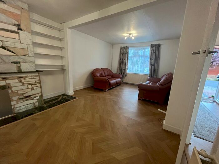 4 Bedroom Property To Rent In Albert Road, New Malden, KT3