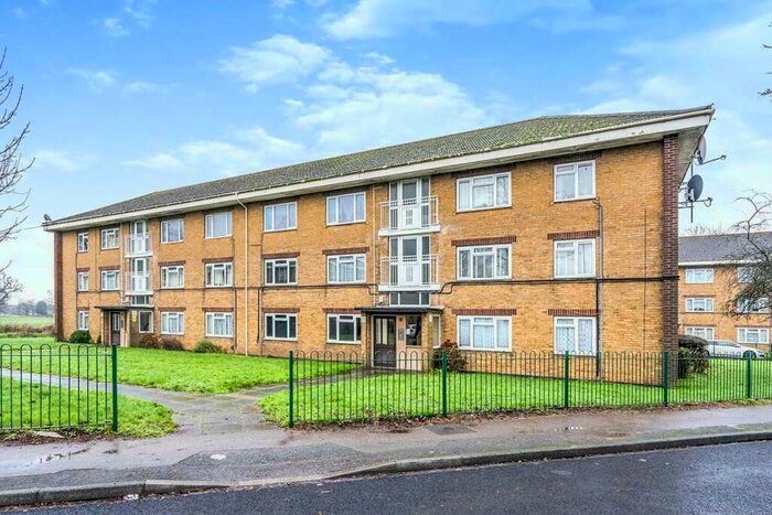 2 Bedroom Flat To Rent In Green Park Road, Southampton, Hampshire, SO16