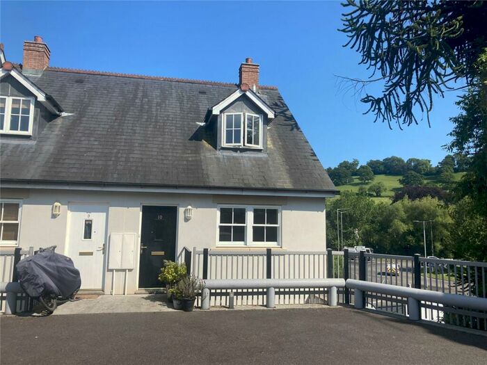 2 Bedroom Apartment To Rent In Beck's Square, Tiverton, Devon, EX16