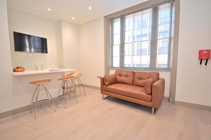 2 Bedroom Apartment To Rent In High Street, Reading, RG1