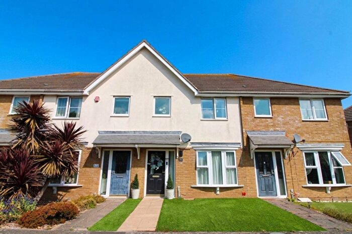 3 Bedroom Terraced House For Sale In All Saints Avenue, Margate, CT9