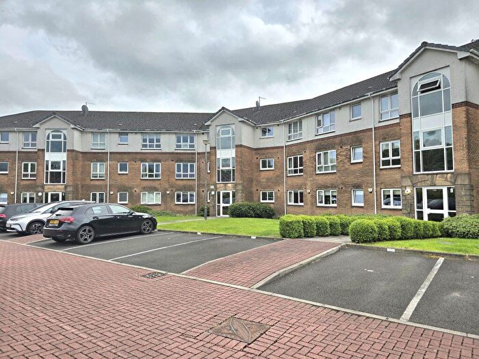 2 Bedroom Flat To Rent In Willowbank Grove, Flat /, Alexandria Web Username:, G83