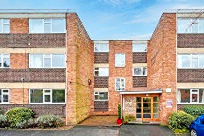 2 Bedroom Apartment For Sale In Nether Edge Road, Sheffield, South Yorkshire, S7