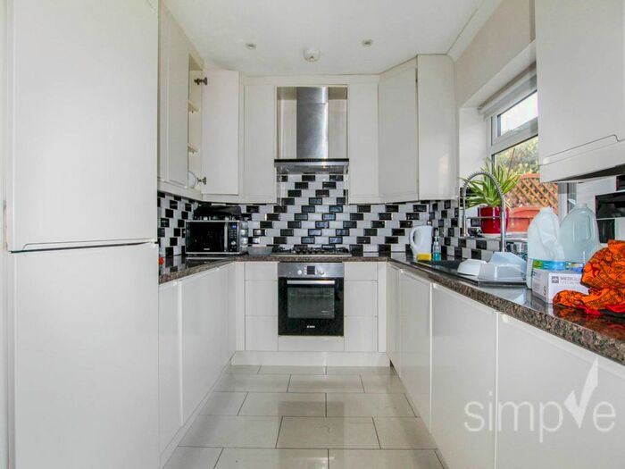 4 Bedroom Property To Rent In Clement Gardens, Hayes, Middlesex, UB3