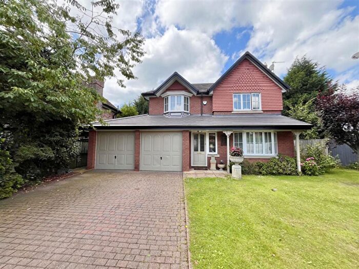 3 Bedroom Detached House For Sale In Queensbury Close, Regents Park, Wilmslow, SK9