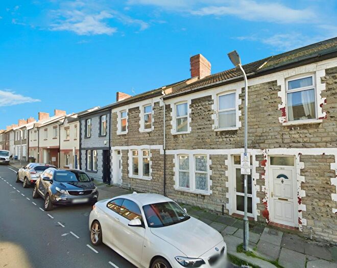 3 Bedroom House To Rent In Queen Street, Barry, CF62