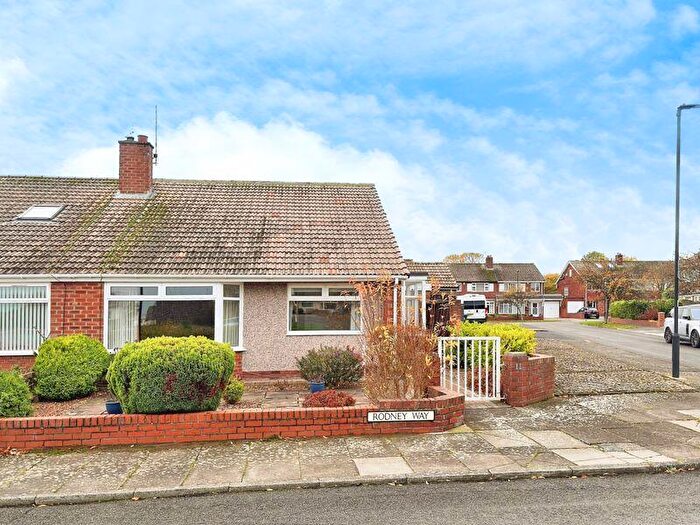 2 Bedroom Bungalow For Sale In Rodney Way, Whitley Bay, NE26