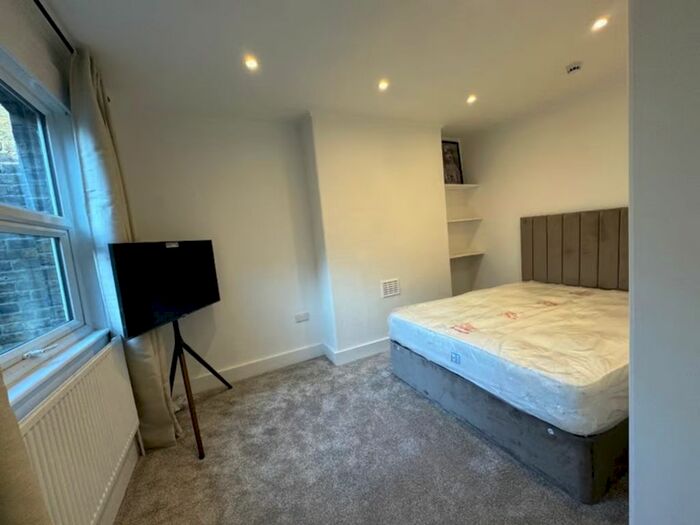 1 Bedroom Studio To Rent In Wandsworth High Street, London, SW18