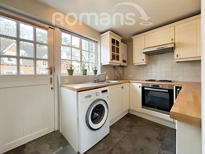 2 Bedroom Apartment To Rent In Rectory Road, SL6
