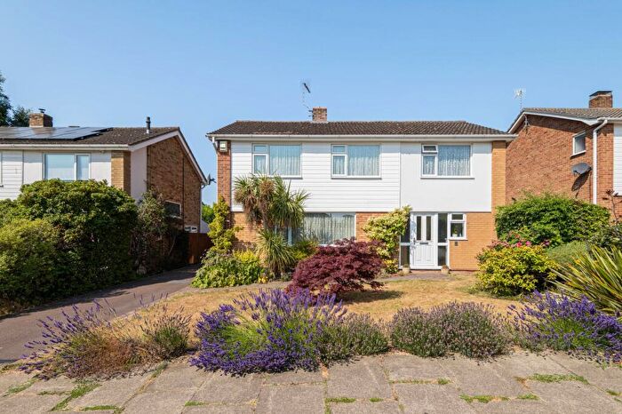 4 Bedroom Detached House For Sale In Christmas Lane, Oulton Broad, NR32