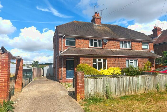 3 Bedroom Semi-Detached House To Rent In Bath Road, Knowl Hill, RG10