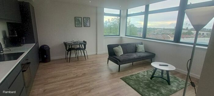 1 Bedroom Flat To Rent In Seymour Grove, Old Trafford, Manchester, M16