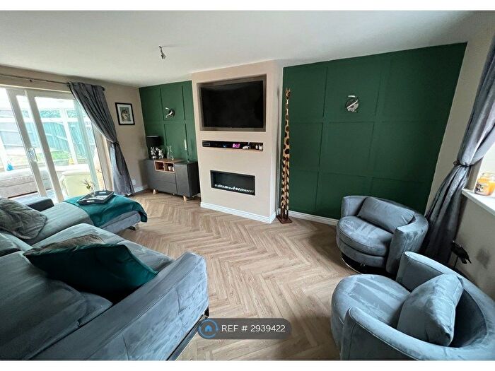 4 Bedroom Terraced House To Rent In Dinthill, Telford, TF3
