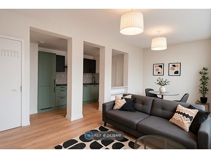 1 Bedroom Flat To Rent In Candleriggs, Glasgow, G1