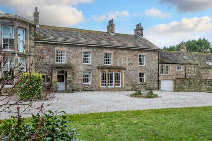 5 Bedroom Cottage For Sale In Wenning Cottage, Wennington, Lancaster, Lancashire, LA2