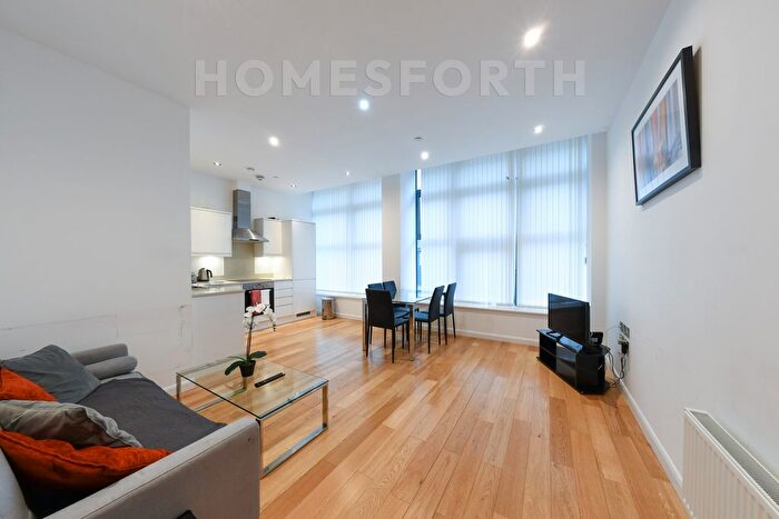 2 Bedroom Flat To Rent In Emerald House, Lansdowne Road, Croydon, CR0