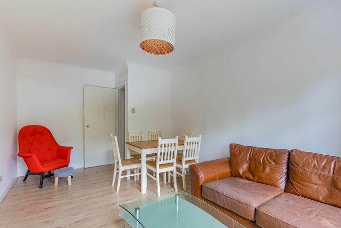 1 Bedroom Flat To Rent In Cae Syr Dafydd, Cardiff, CF11