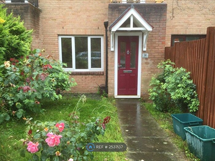 1 Bedroom Maisonette To Rent In Willow View, London, SW19