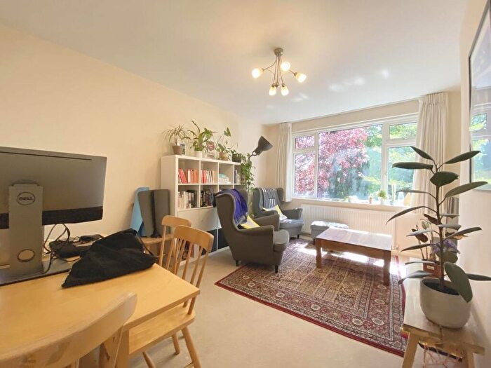 2 Bedroom Apartment To Rent In Turney Road, Dulwich, SE21