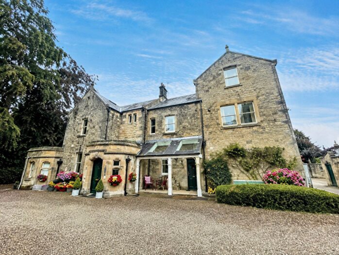 2 Bedroom Apartment For Sale In Eilansgate, Hexham, Northumberland, NE46