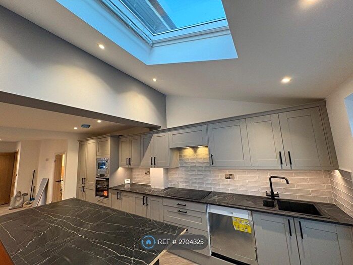 3 Bedroom Terraced House To Rent In Appleyards Lane, Chester, CH4