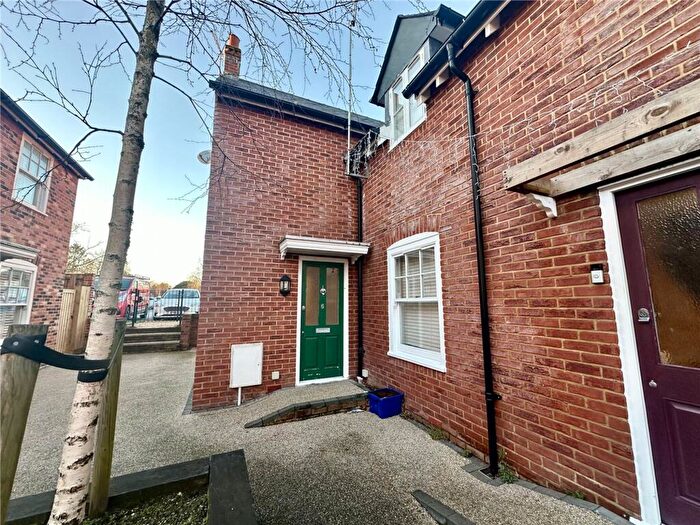 2 Bedroom End Of Terrace House To Rent In Roundhill, Fordingbridge, SP6