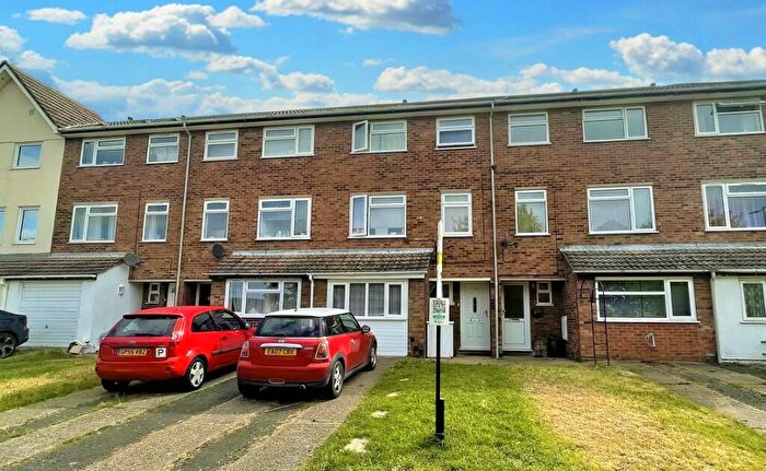 4 Bedroom Terraced House To Rent In St. Andrews Avenue, Colchester, Essex, CO4