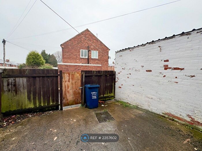 2 Bedroom End Of Terrace House To Rent In George Street, Gosforth, Newcastle Upon Tyne, NE3
